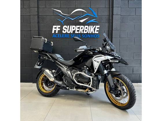 BMW R 1300 GS TRIPLE BLACK 